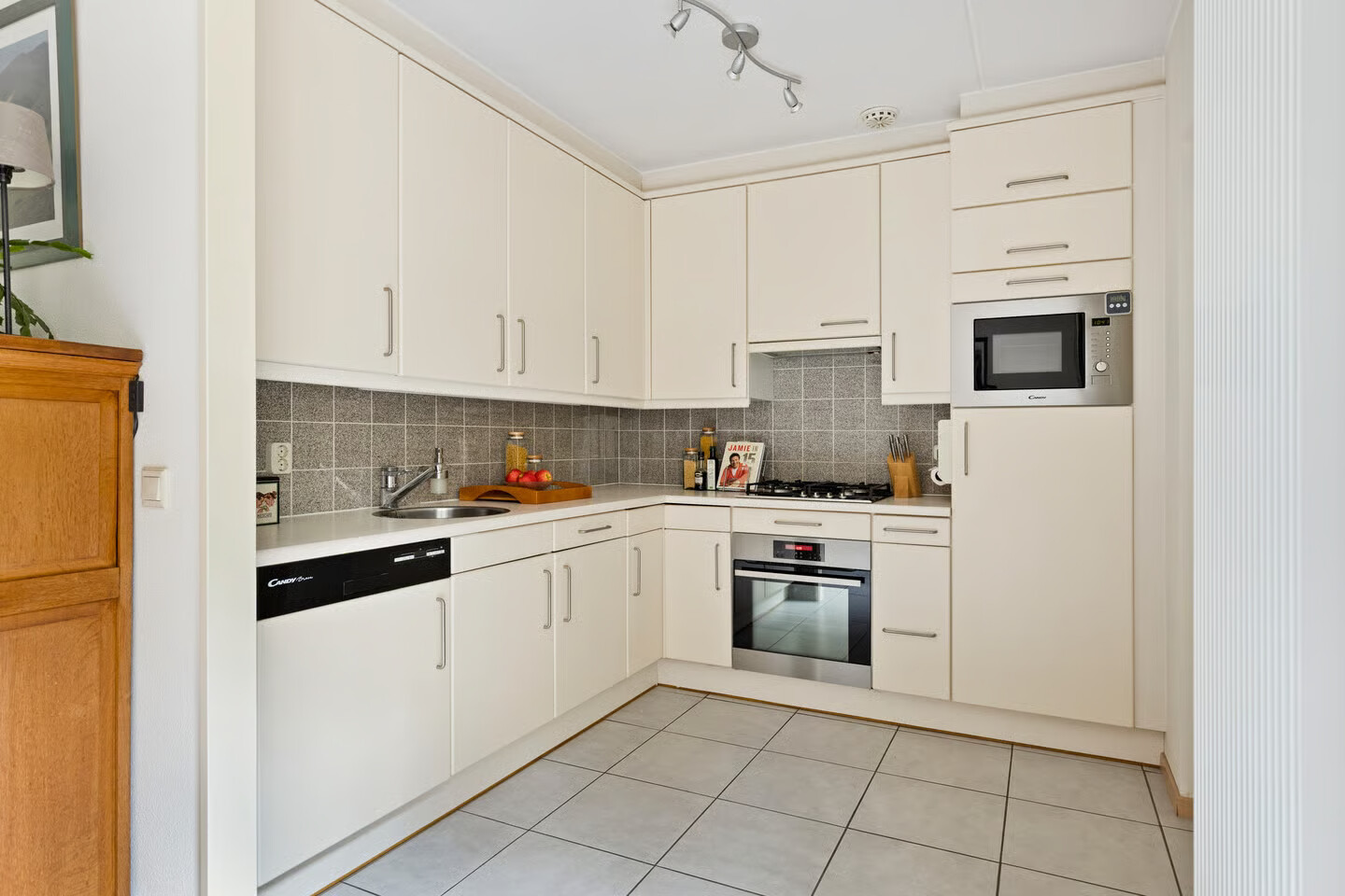 Tussenwoning te koop: de Wadden 28, Son En Breugel