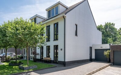 Bijenlaan 17