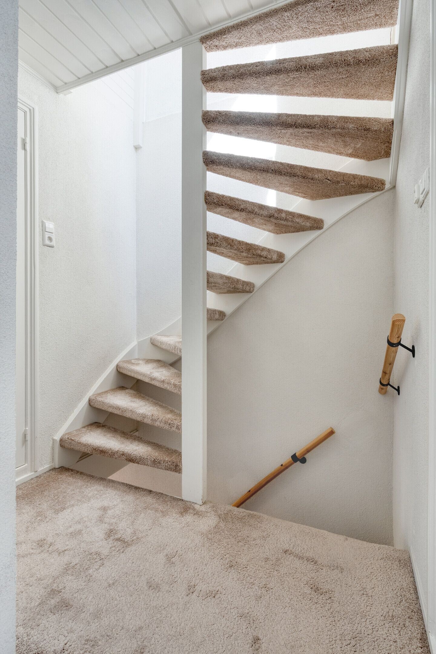Tussenwoning te koop: Korenbloemstraat 17, Helmond