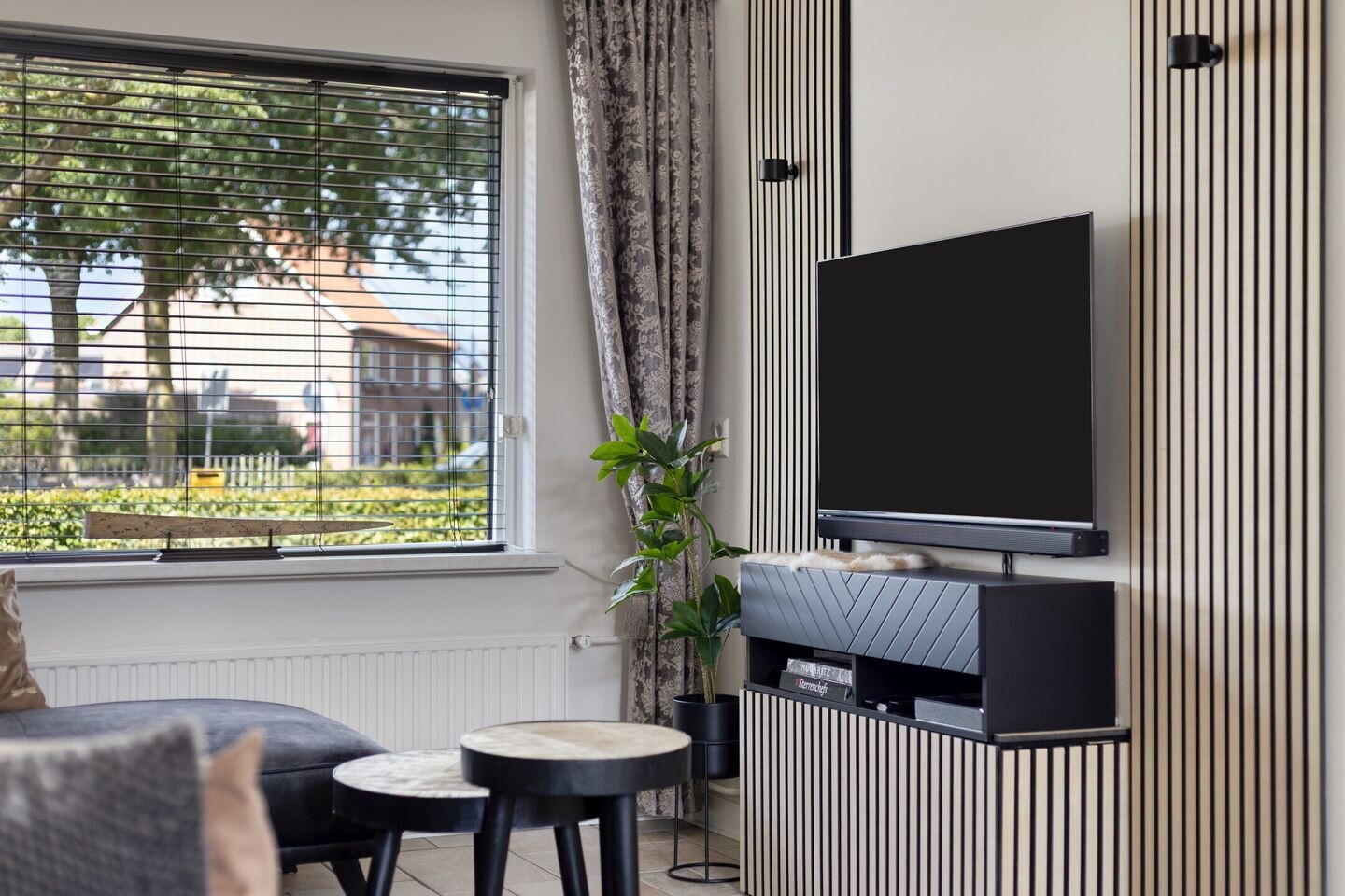 Tussenwoning te koop: Korenbloemstraat 17, Helmond