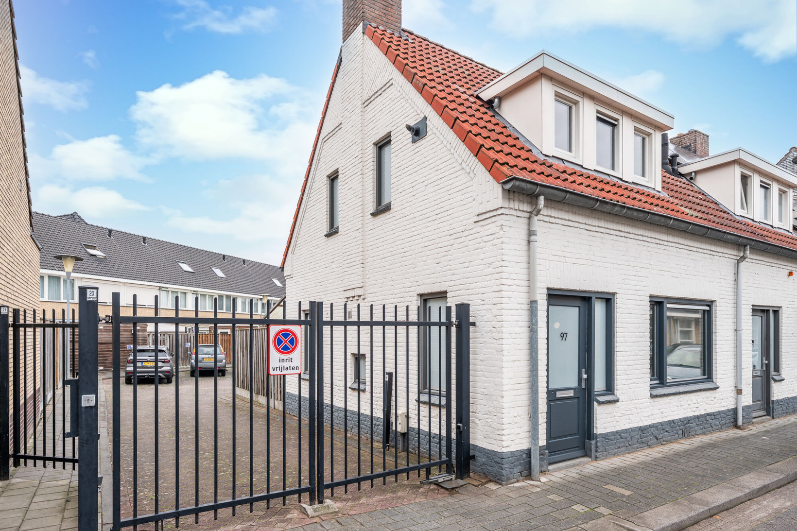 Hoekwoning te koop: Wolfstraat 97, Helmond