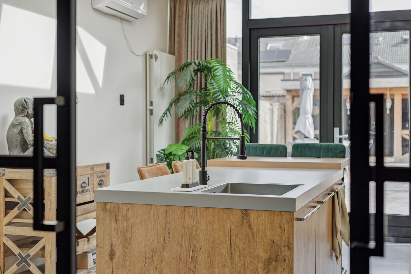 Hoekwoning te koop: Beelsstraat 38, Helmond