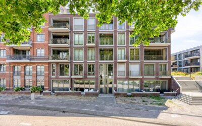 Kanaaldijk. 90-C
