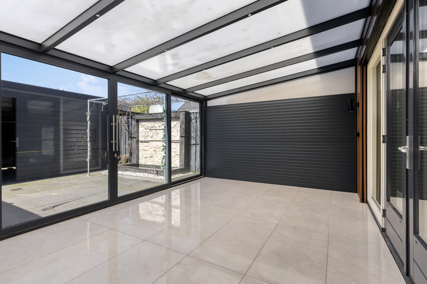 Tussenwoning te koop: Hermelijnstraat 13, Helmond