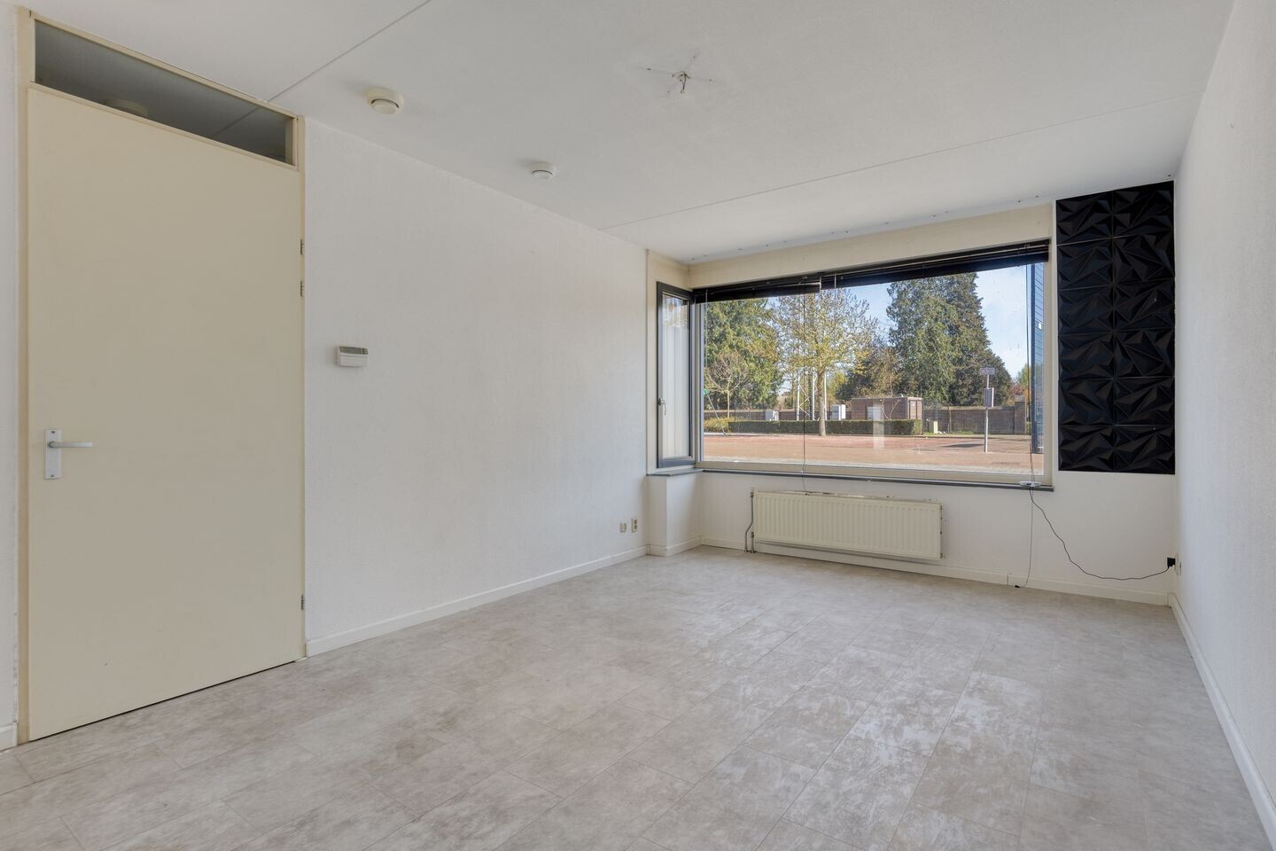 Tussenwoning te koop: Hermelijnstraat 13, Helmond