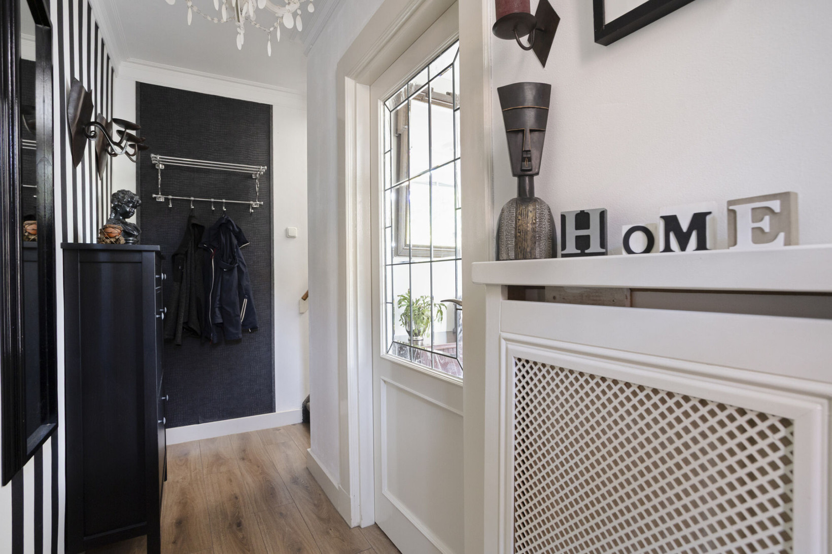 Tussenwoning te koop: Plesmanlaan 24, Helmond