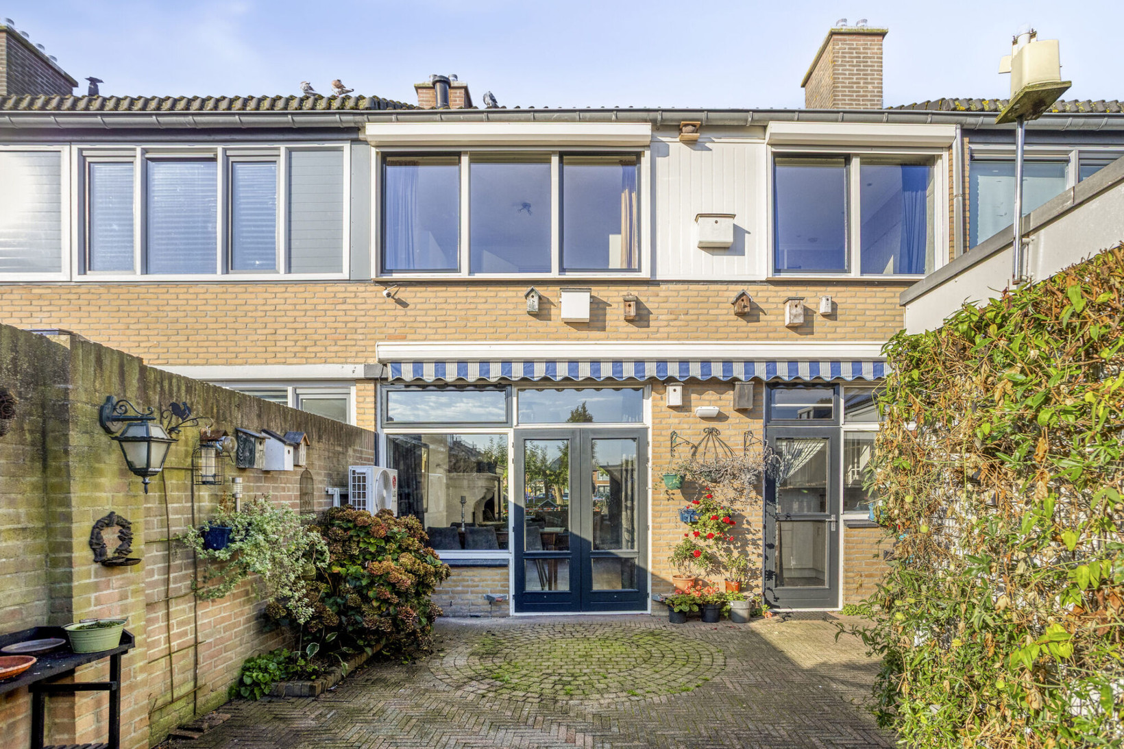 Tussenwoning te koop: Plesmanlaan 24, Helmond