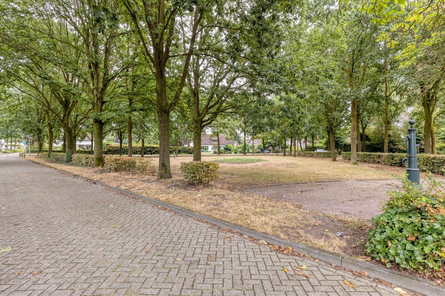 Vrijstaande woning te koop: Peeleik 19, Helmond