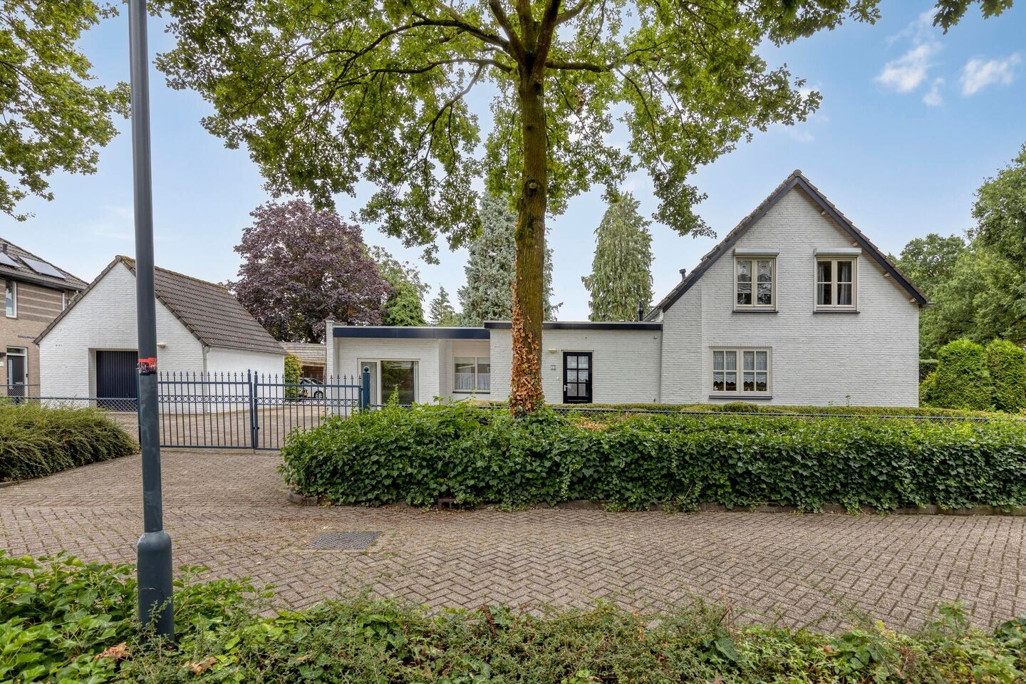 Vrijstaande woning te koop: Peeleik 19, Helmond