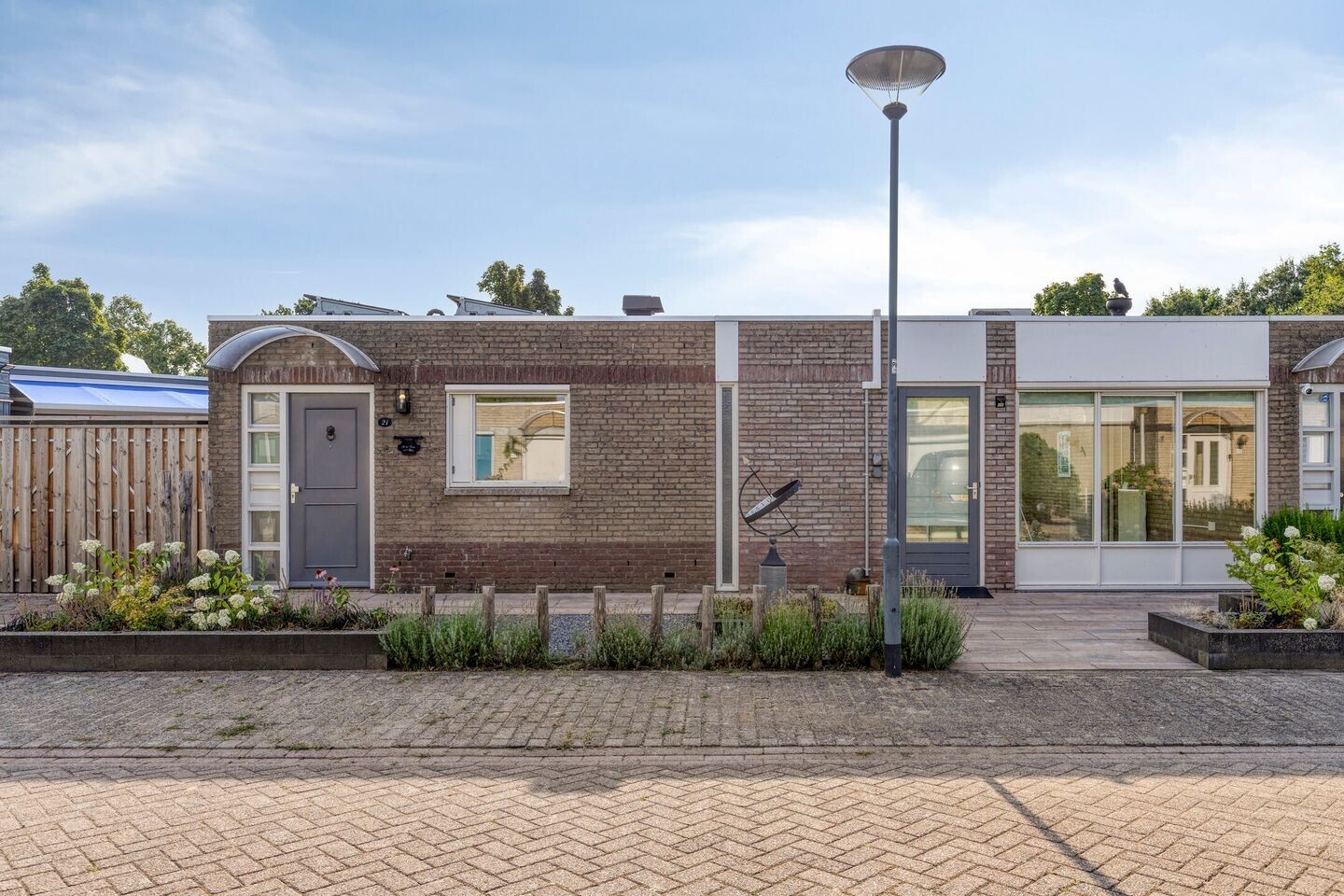 Tussenwoning te koop: Rendierlaan 21, Helmond