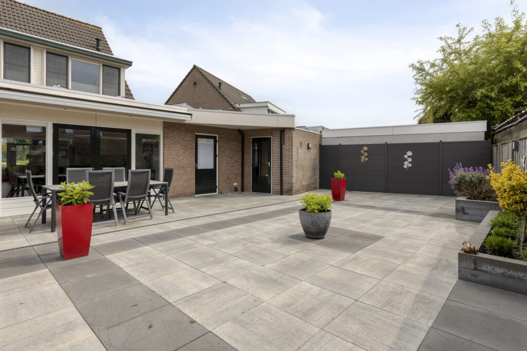 Tussenwoning te koop: Hertelaan 29, Helmond