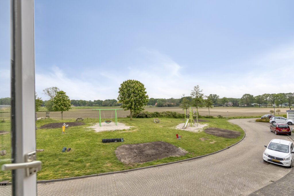 Tussenwoning te koop: Hertelaan 29, Helmond