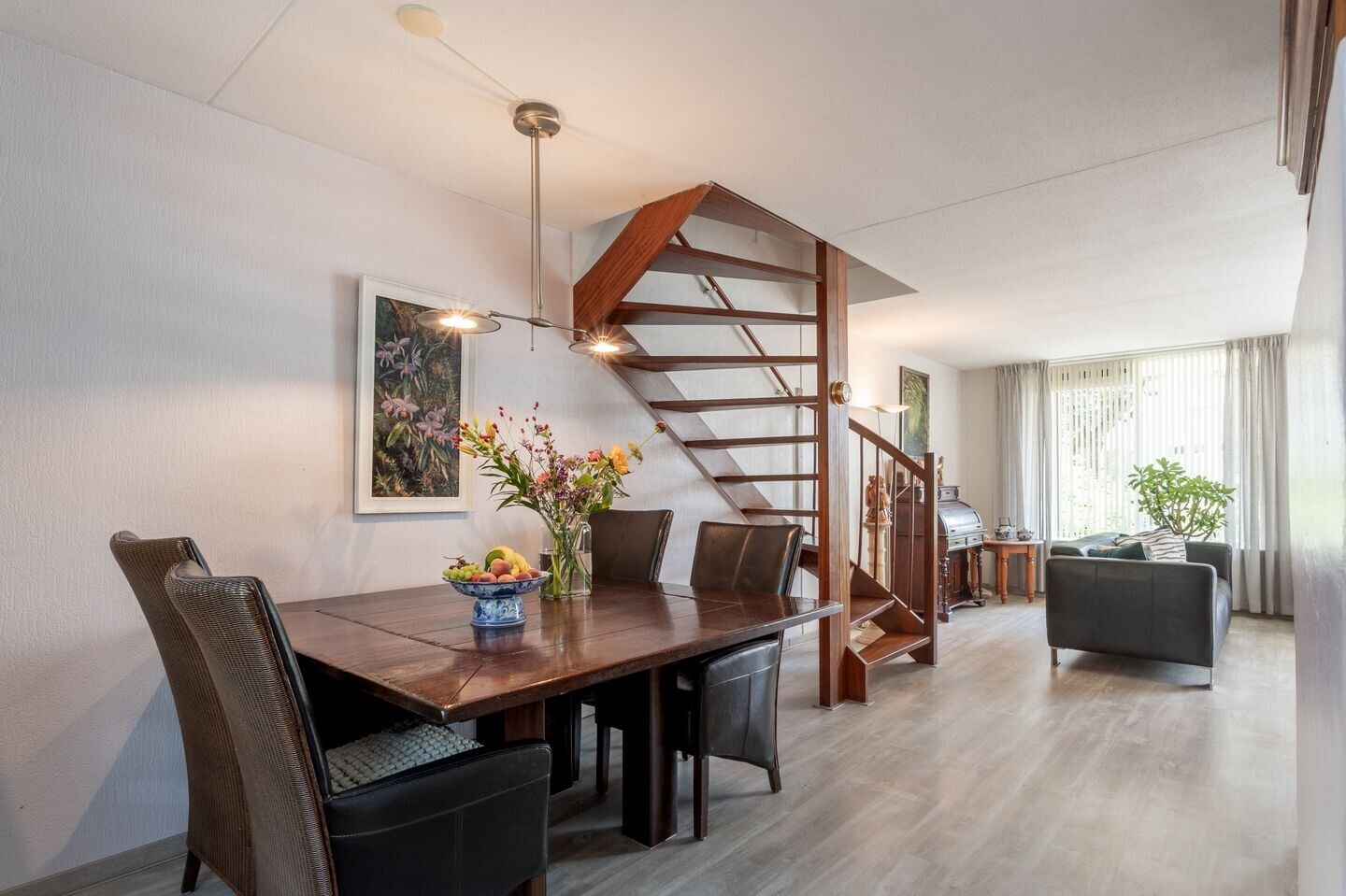 Tussenwoning te koop: Elbeplantsoen 9, Helmond