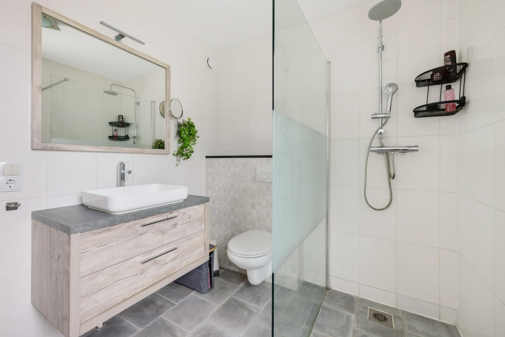 Tussenwoning te koop: Dongestraat 55, Helmond