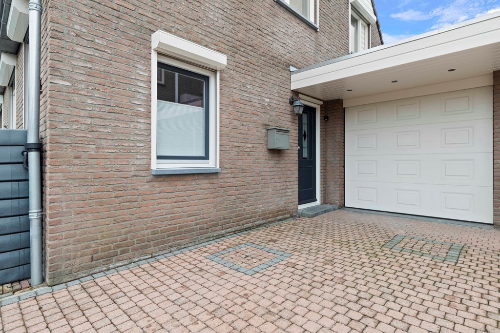 Tussenwoning te koop: Reggestraat 20, Helmond