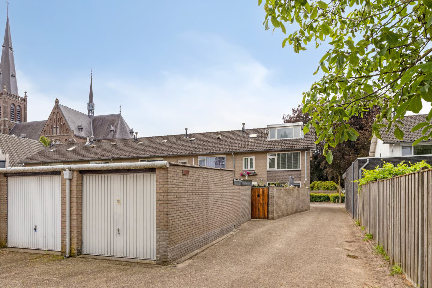 Hoekwoning te koop: Slegersstraat 16, Helmond