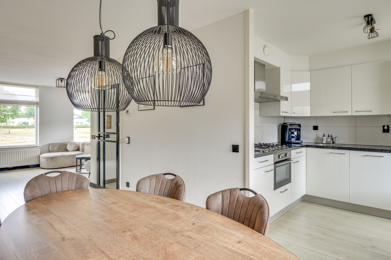 Hoekwoning te koop: Topaasstraat 14, Helmond