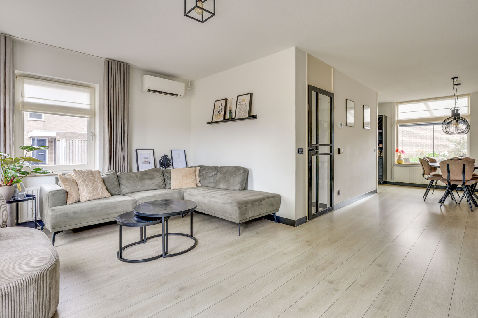 Hoekwoning te koop: Topaasstraat 14, Helmond