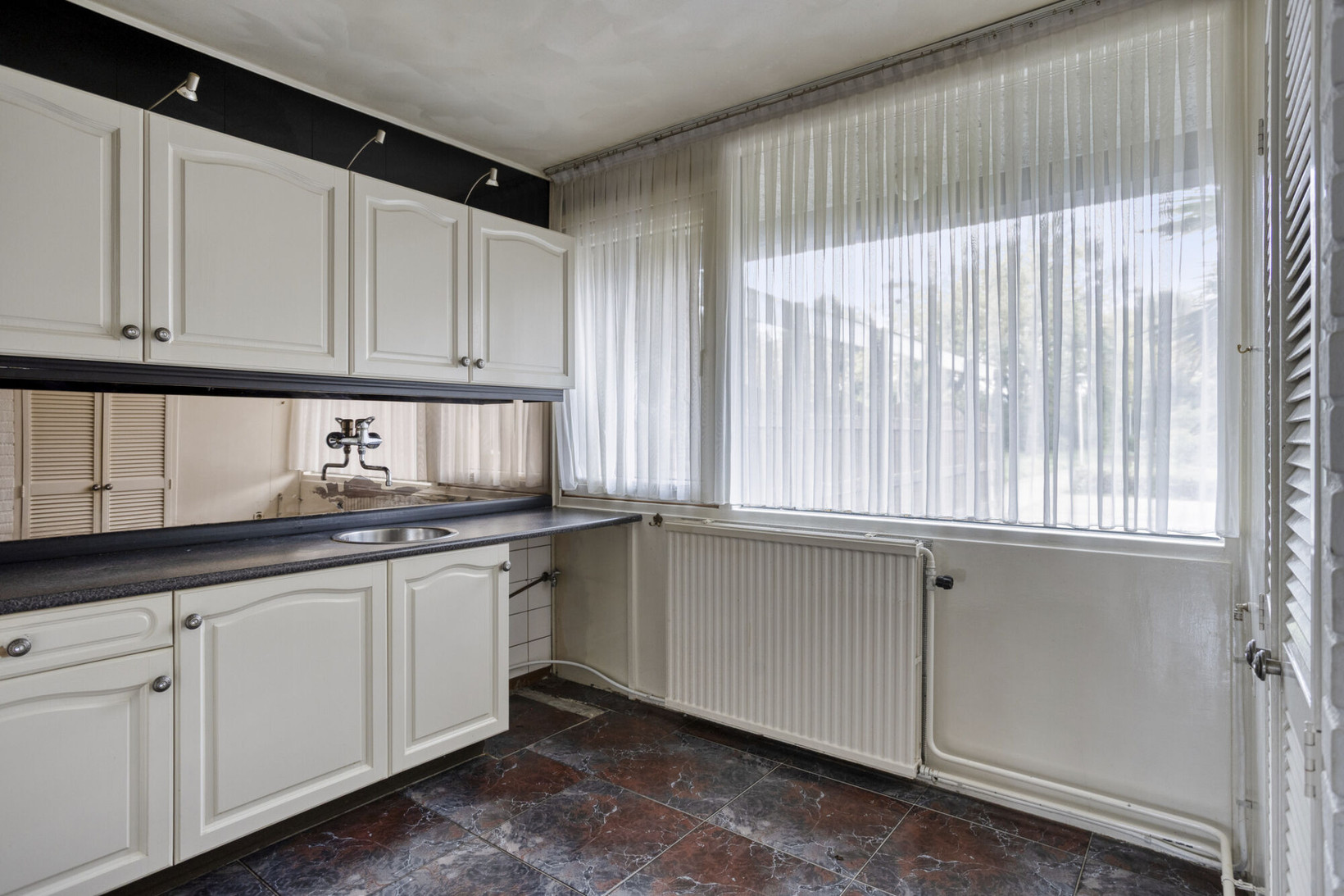Hoekwoning te koop: Tarbotstraat 1, Helmond