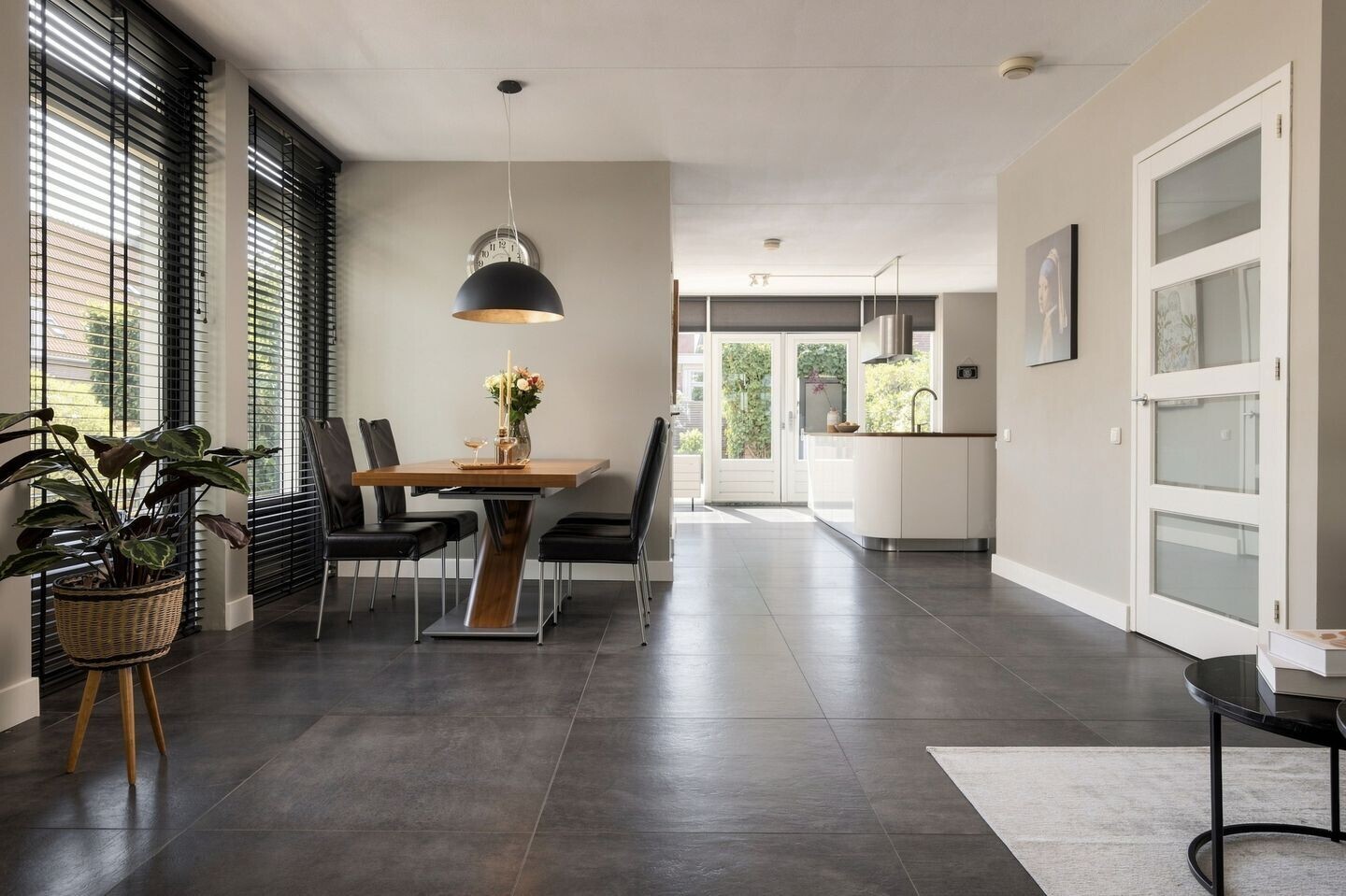 Hoekwoning te koop: Engelenbeemden 2, Helmond
