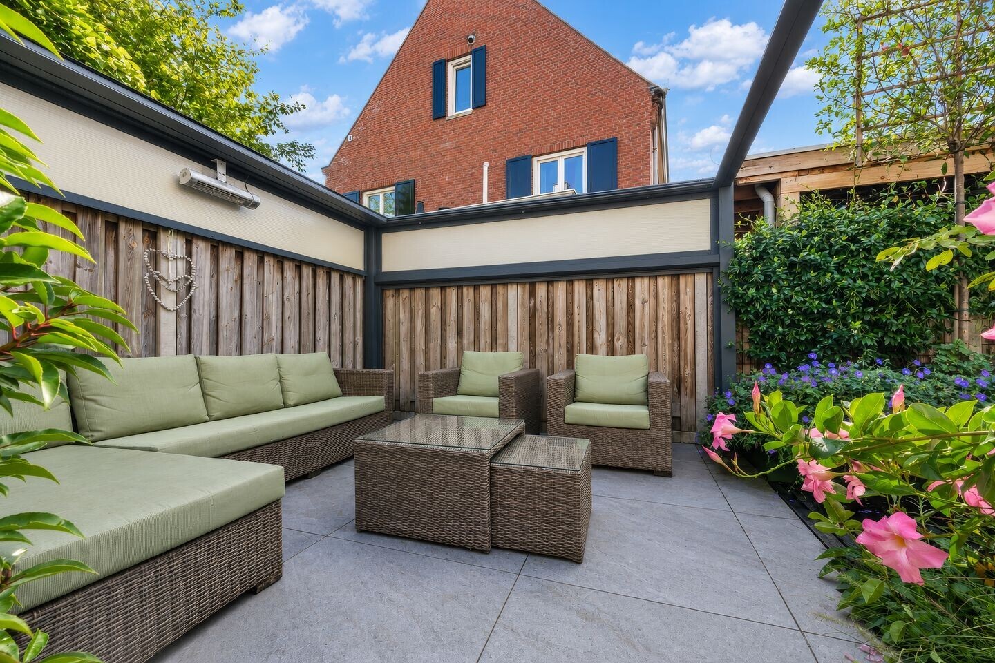 Tussenwoning te koop: Kravelsbeemden 5, Helmond