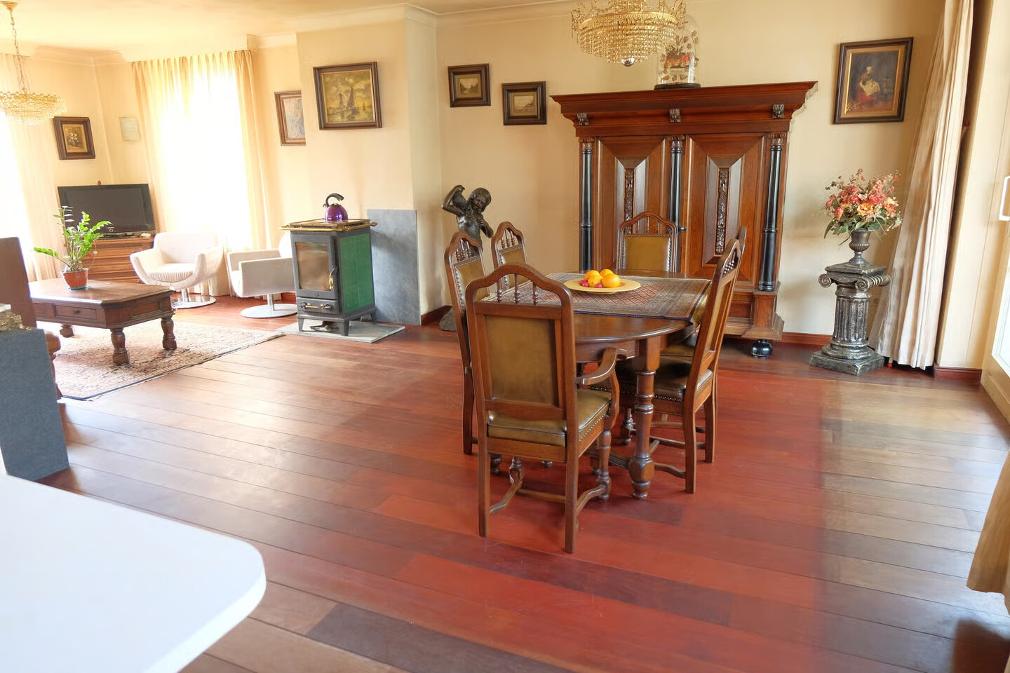 Vrijstaande woning te koop: Posteleinserf 6, Helmond