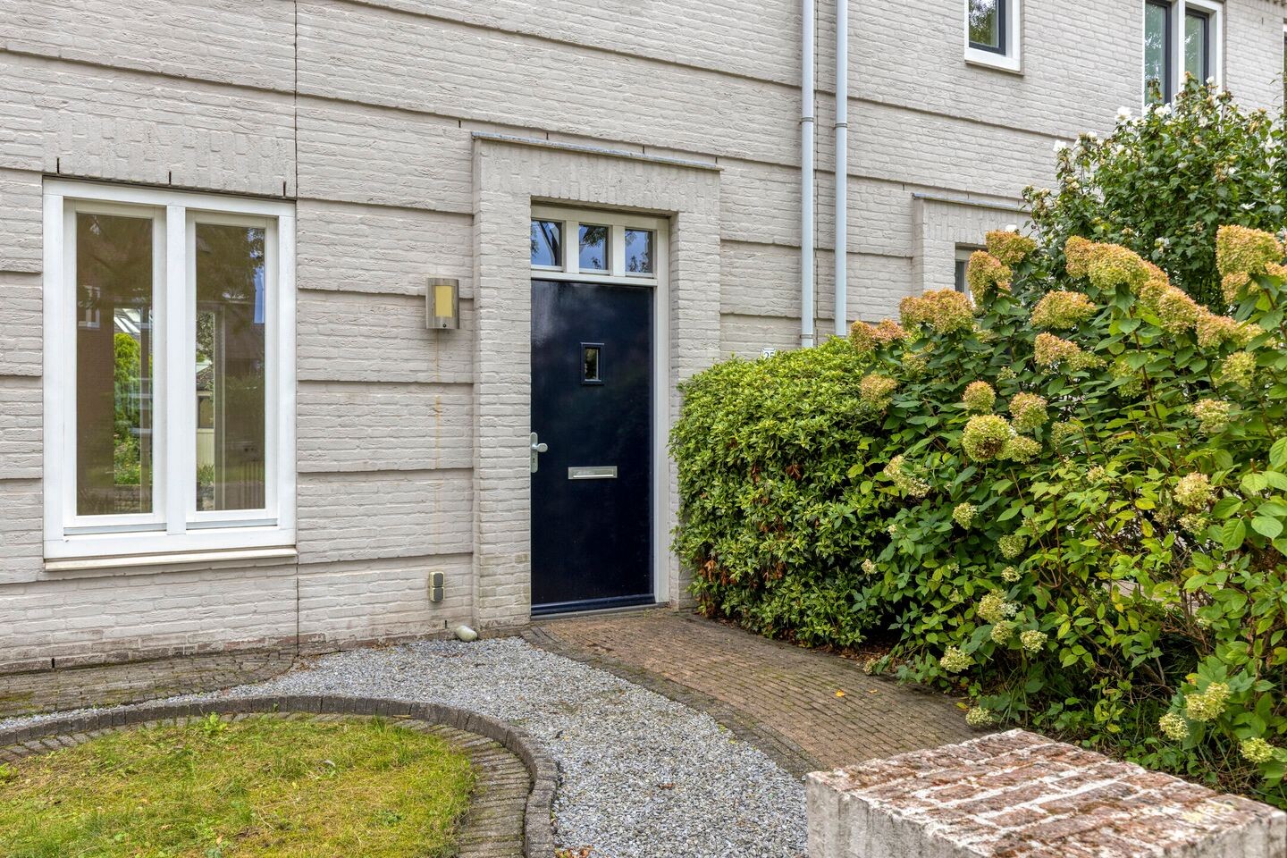 Twee-onder-één-kap te koop: Stepekolk-Oost 25, Helmond