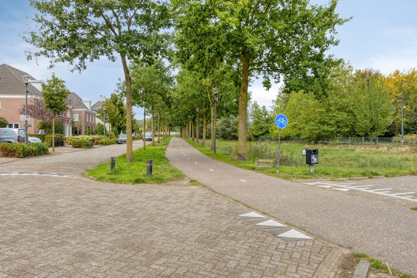 Twee-onder-één-kap te koop: Stepekolk-Oost 25, Helmond