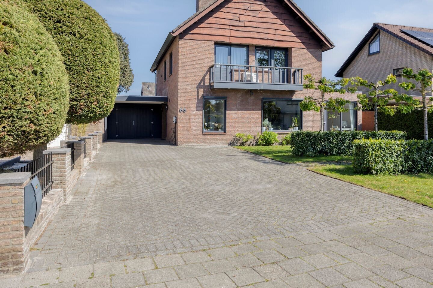 Vrijstaande woning te koop: Kromme Haagdijk 66, Helmond