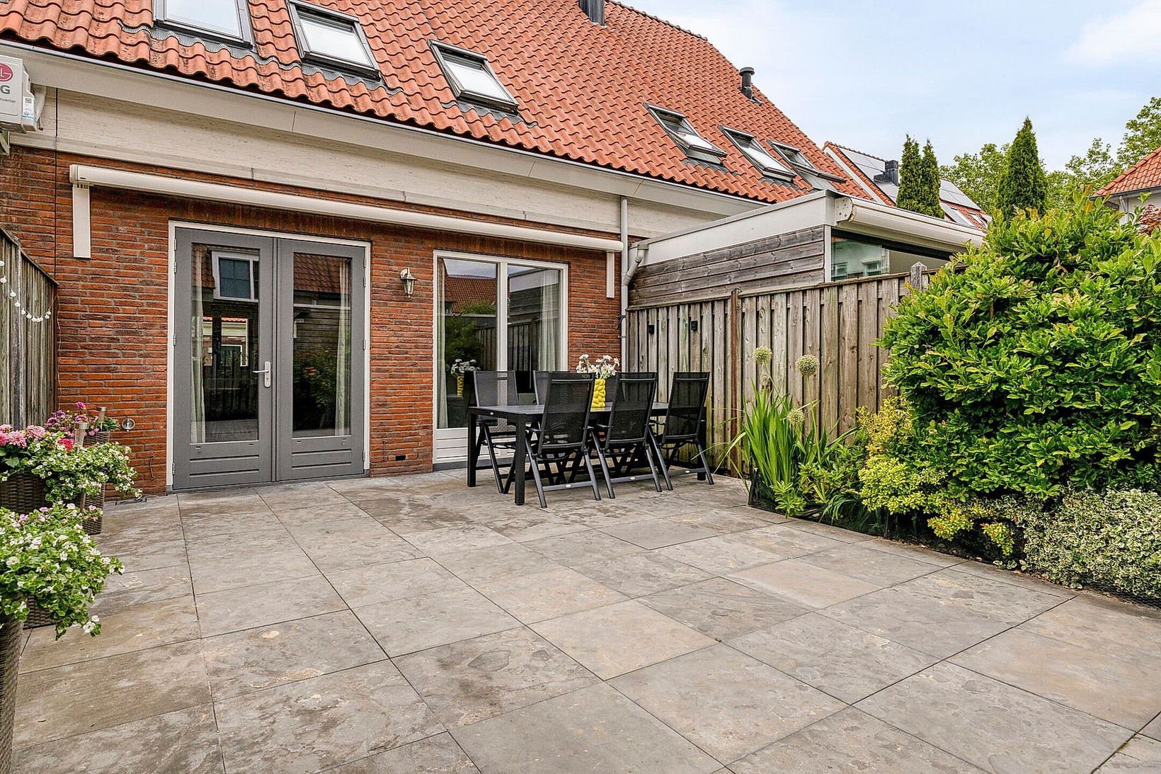 Tussenwoning te koop: Heilbeemden 12, Helmond