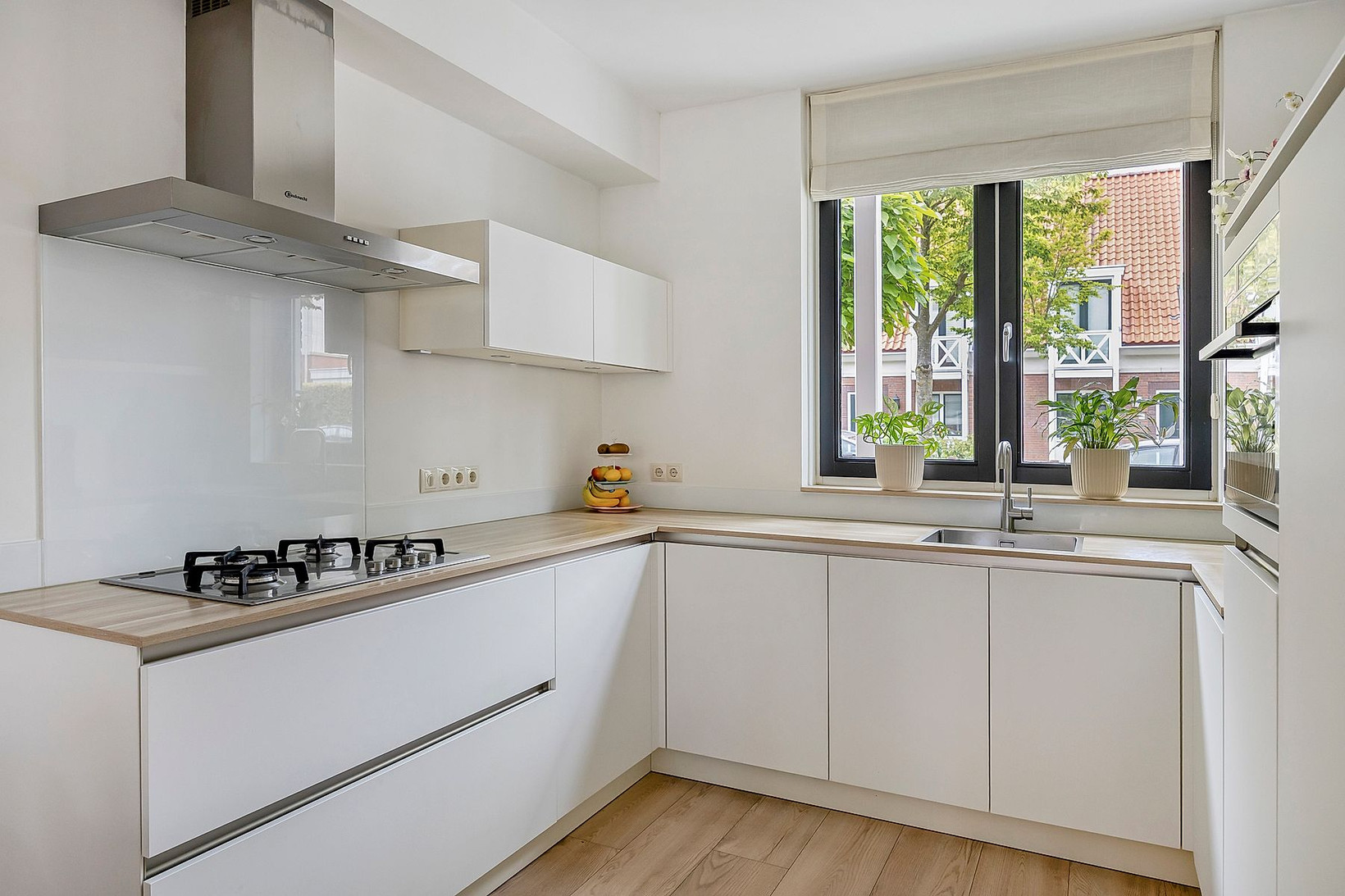 Tussenwoning te koop: Heilbeemden 12, Helmond