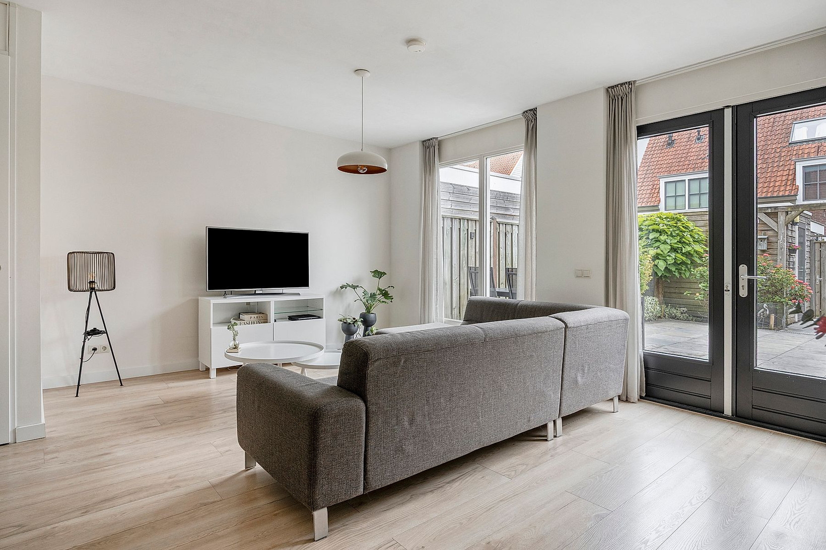 Tussenwoning te koop: Heilbeemden 12, Helmond