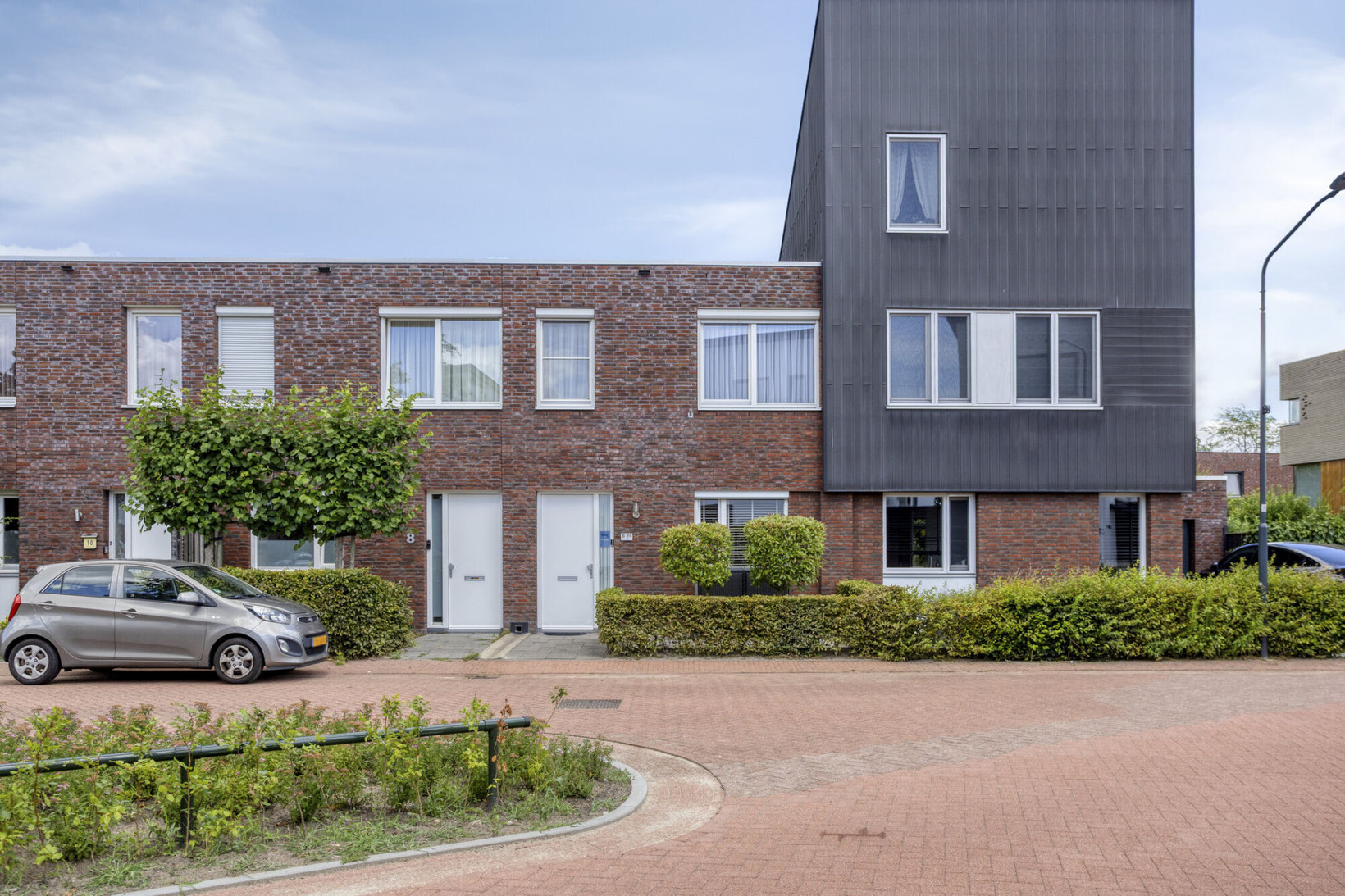 Tussenwoning te koop: Voorste Akkerweg 6, Helmond