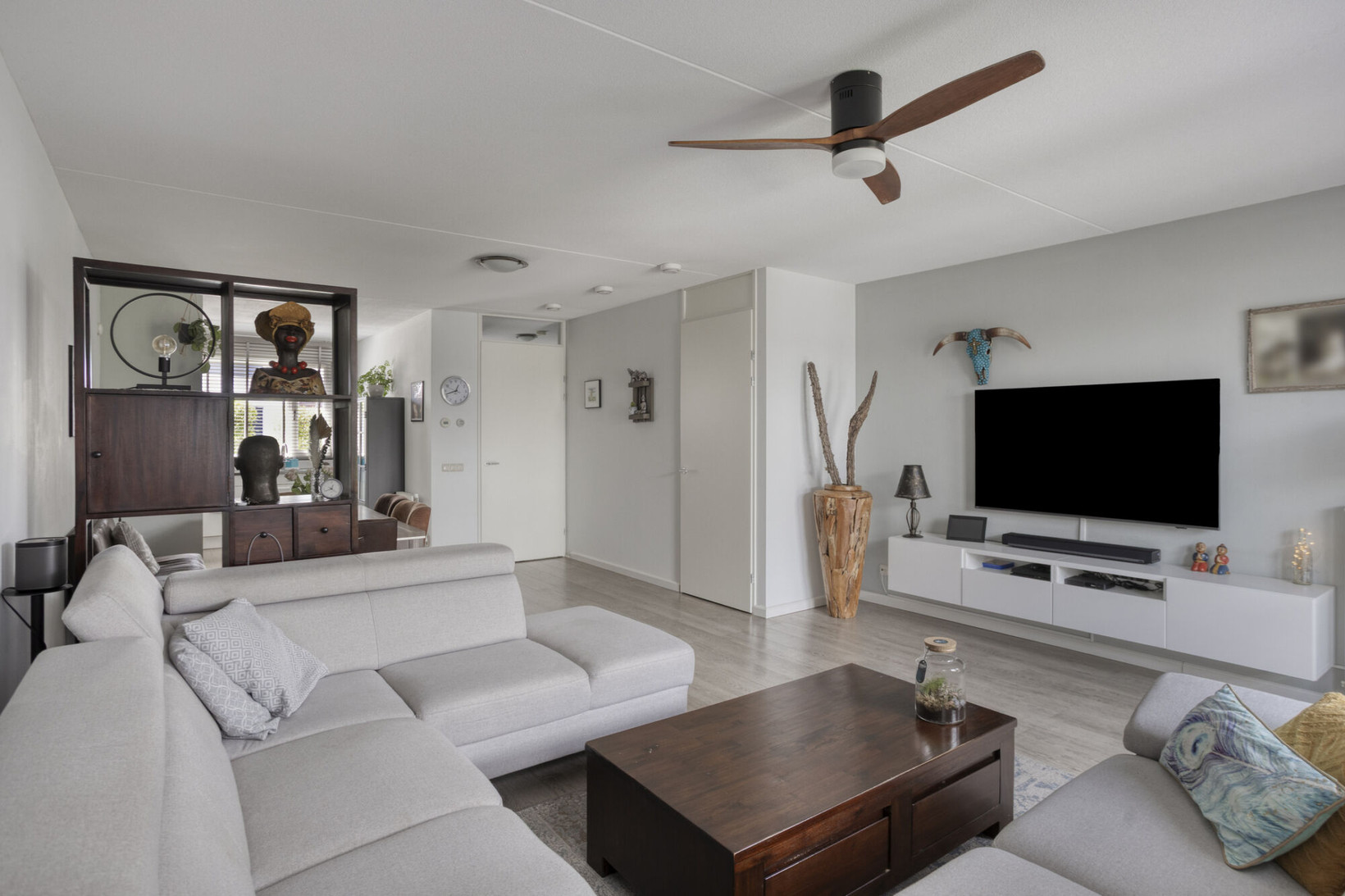 Tussenwoning te koop: Voorste Akkerweg 6, Helmond