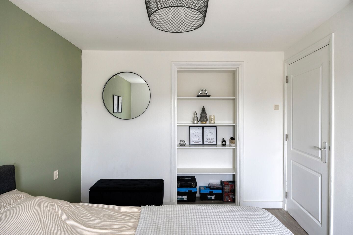 Tussenwoning te koop: Mierloseweg 209, Helmond