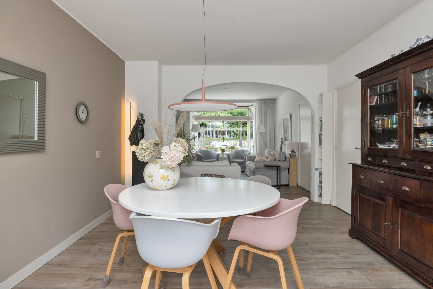 Tussenwoning te koop: Warandelaan 51, Helmond