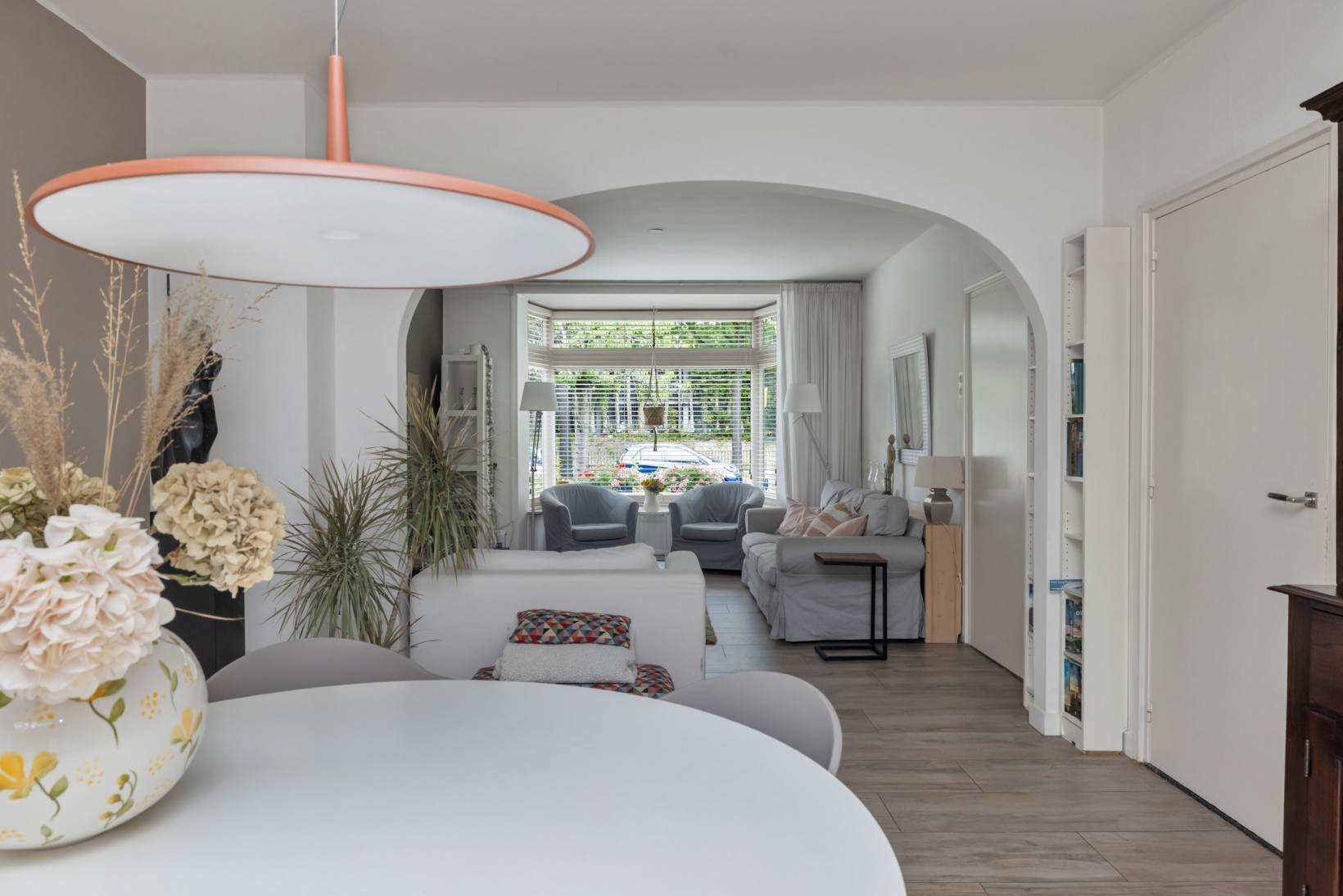 Tussenwoning te koop: Warandelaan 51, Helmond
