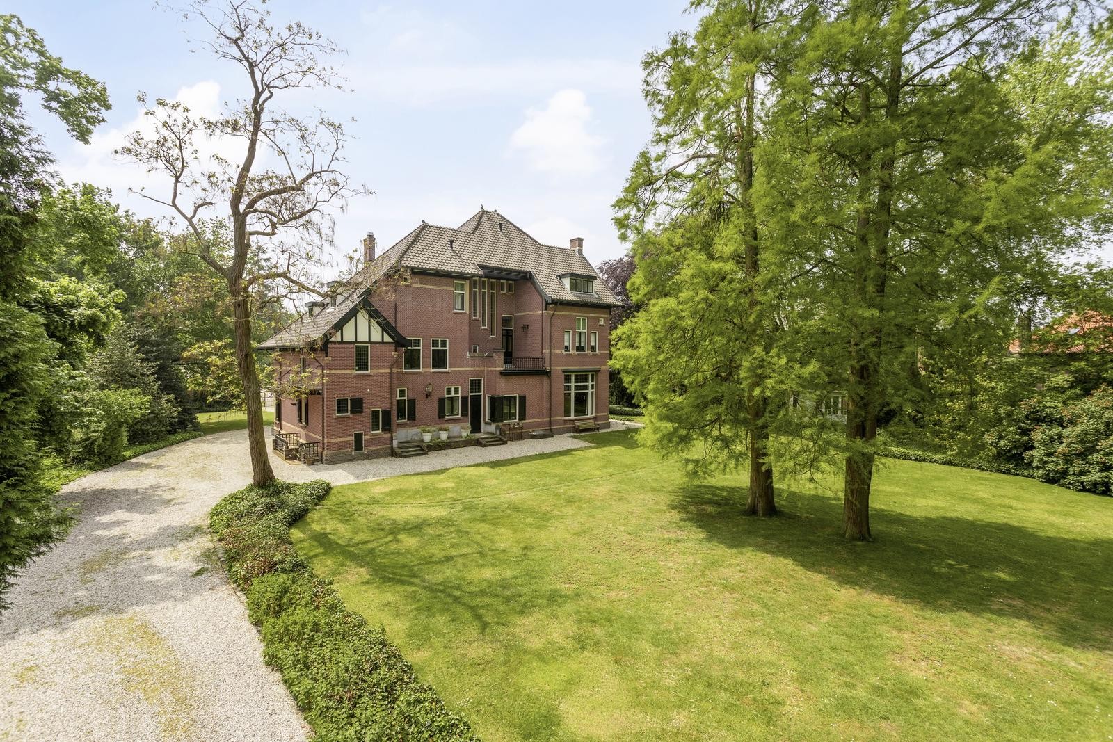 Vrijstaande woning te koop: President Rooseveltlaan 2, Helmond
