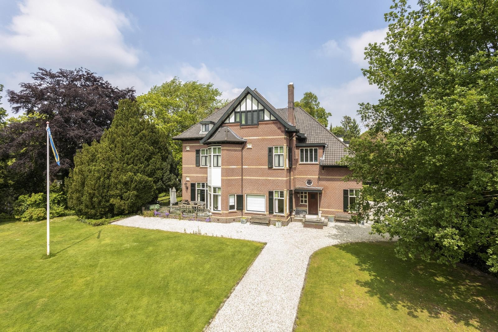 Vrijstaande woning te koop: President Rooseveltlaan 2, Helmond
