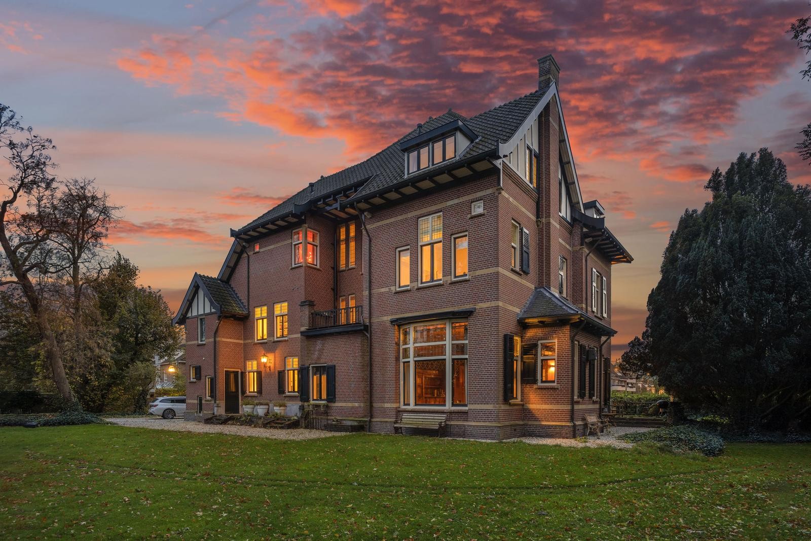 Vrijstaande woning te koop: President Rooseveltlaan 2, Helmond