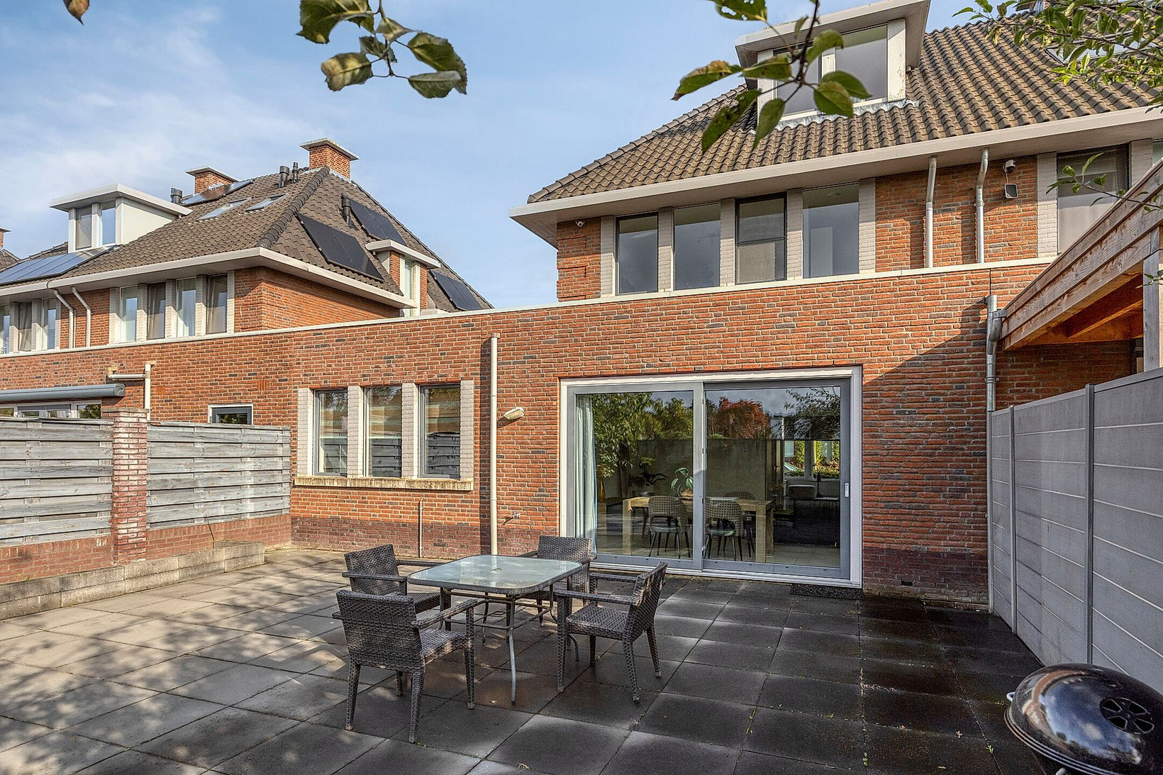Tussenwoning te koop: Lindehof 28, Helmond