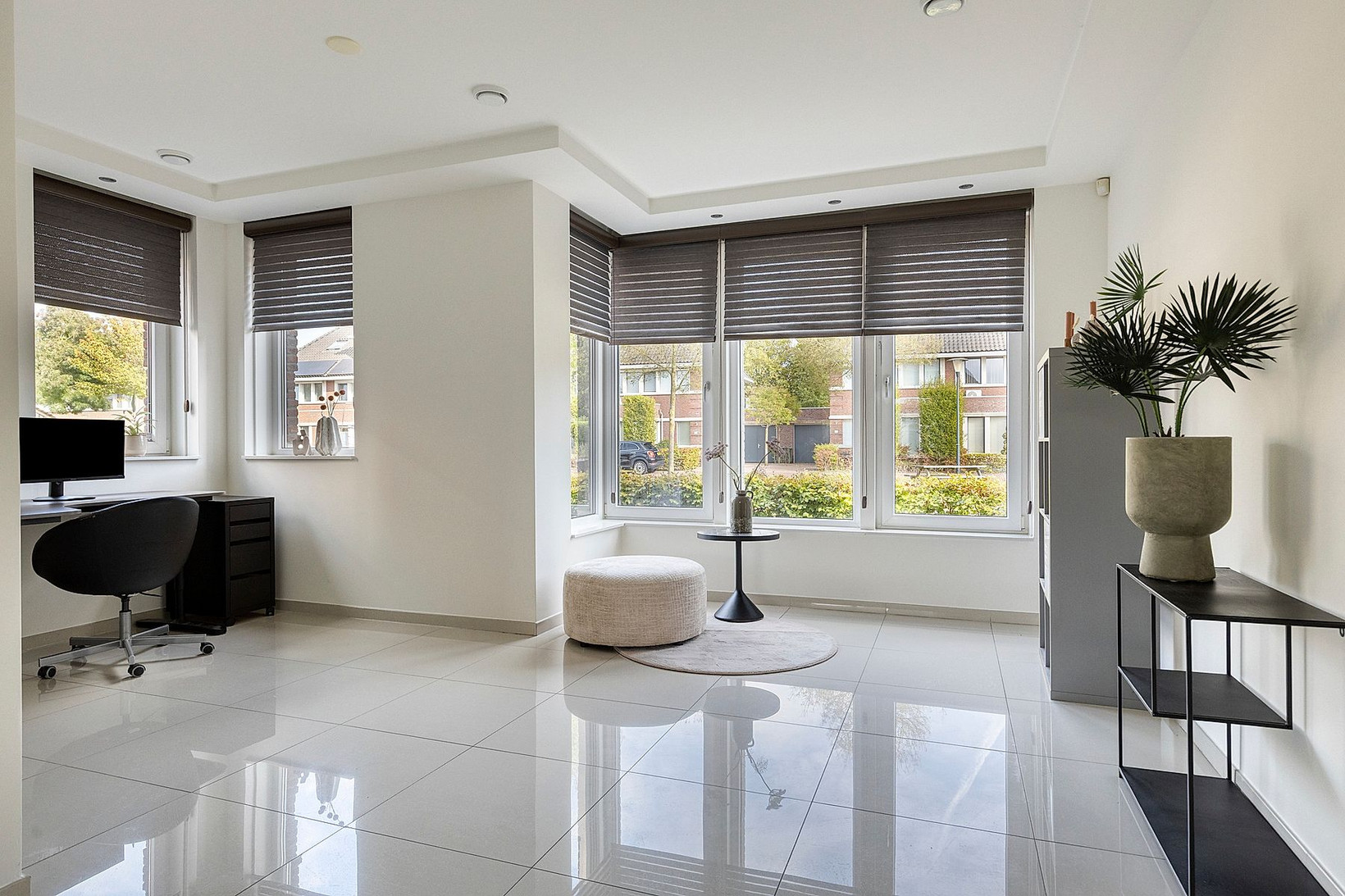 Tussenwoning te koop: Lindehof 28, Helmond