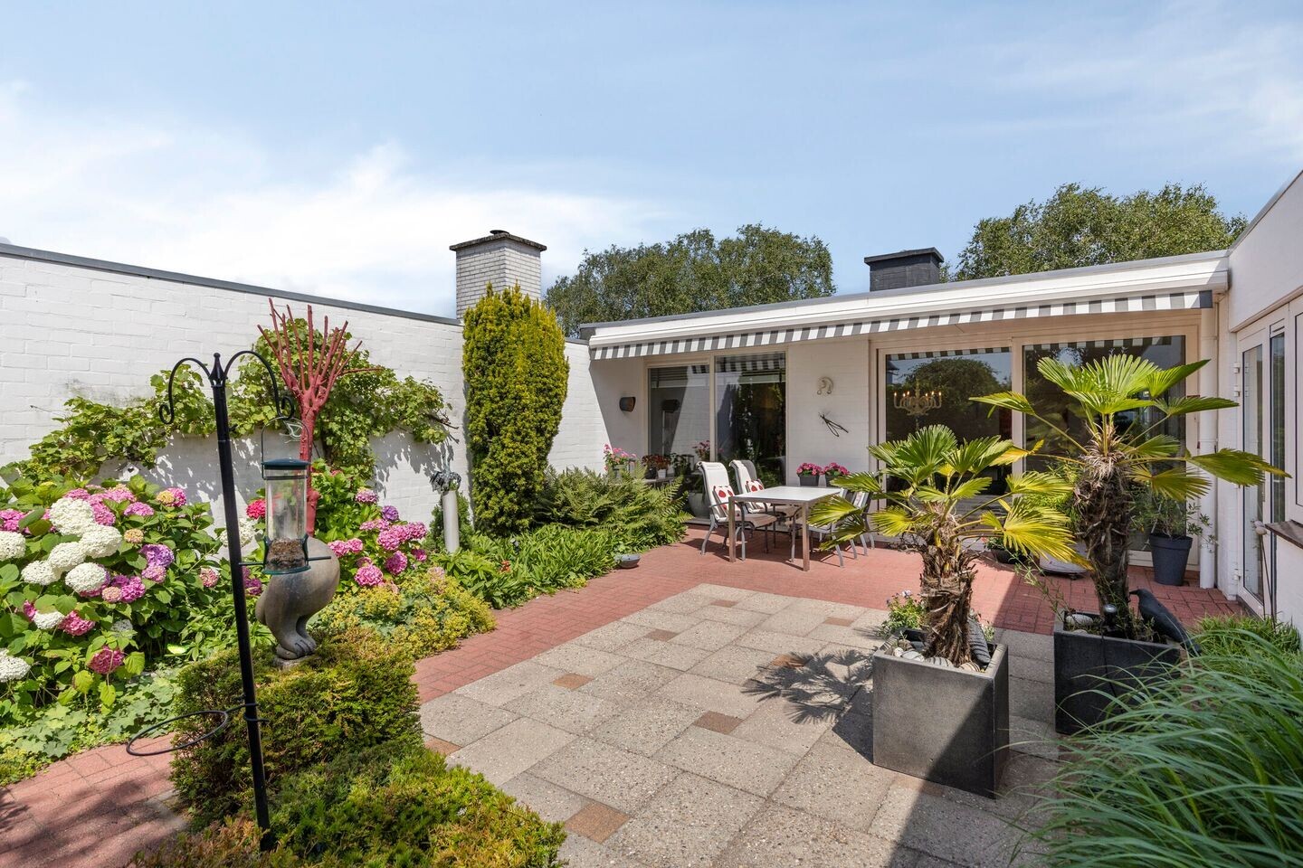 Tussenwoning te koop: Beethovenlaan 33, Helmond