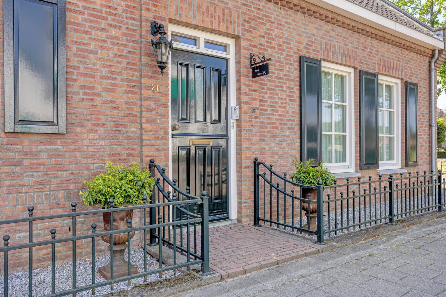 Vrijstaande woning te koop: Kloosterstraat 21, Helmond
