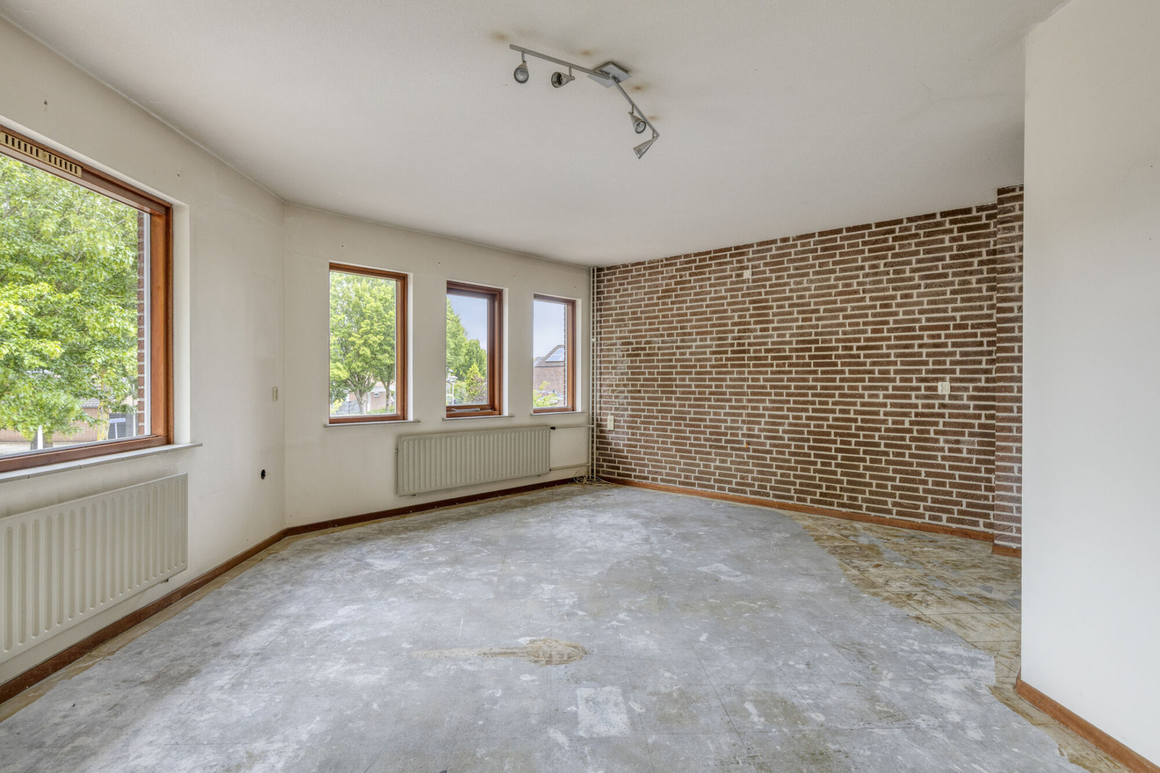 Hoekwoning te koop: Van Ommerenstraat 13, Helmond