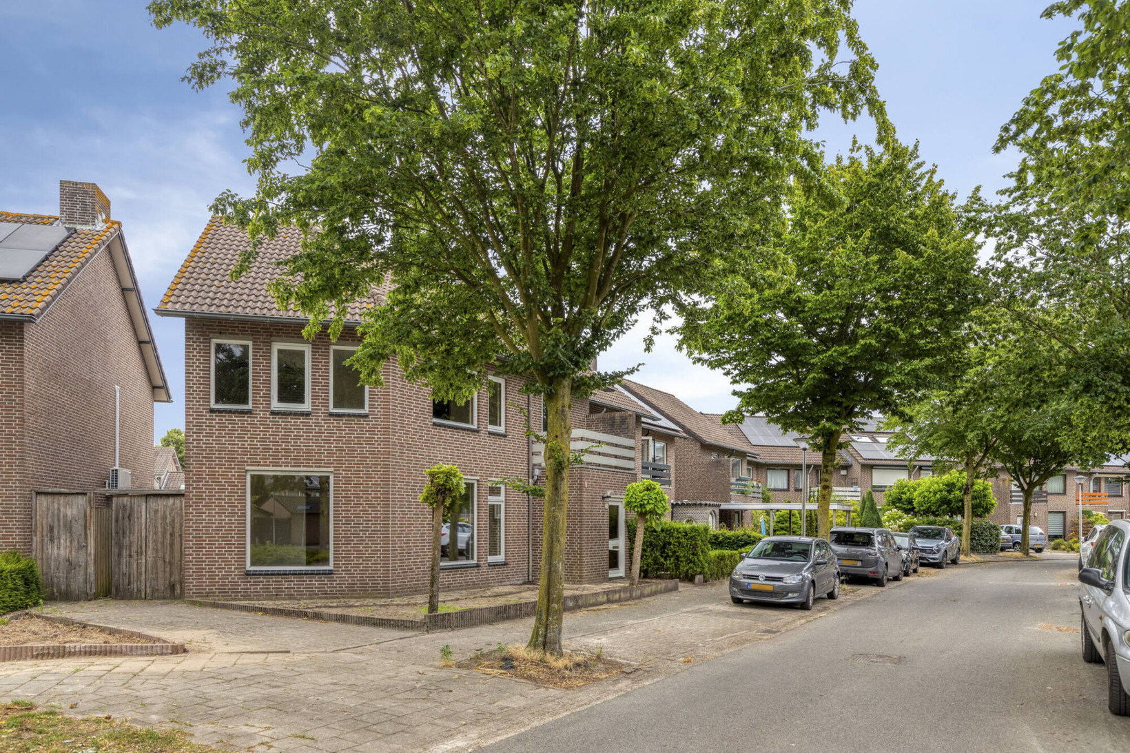 Hoekwoning te koop: Van Ommerenstraat 13, Helmond