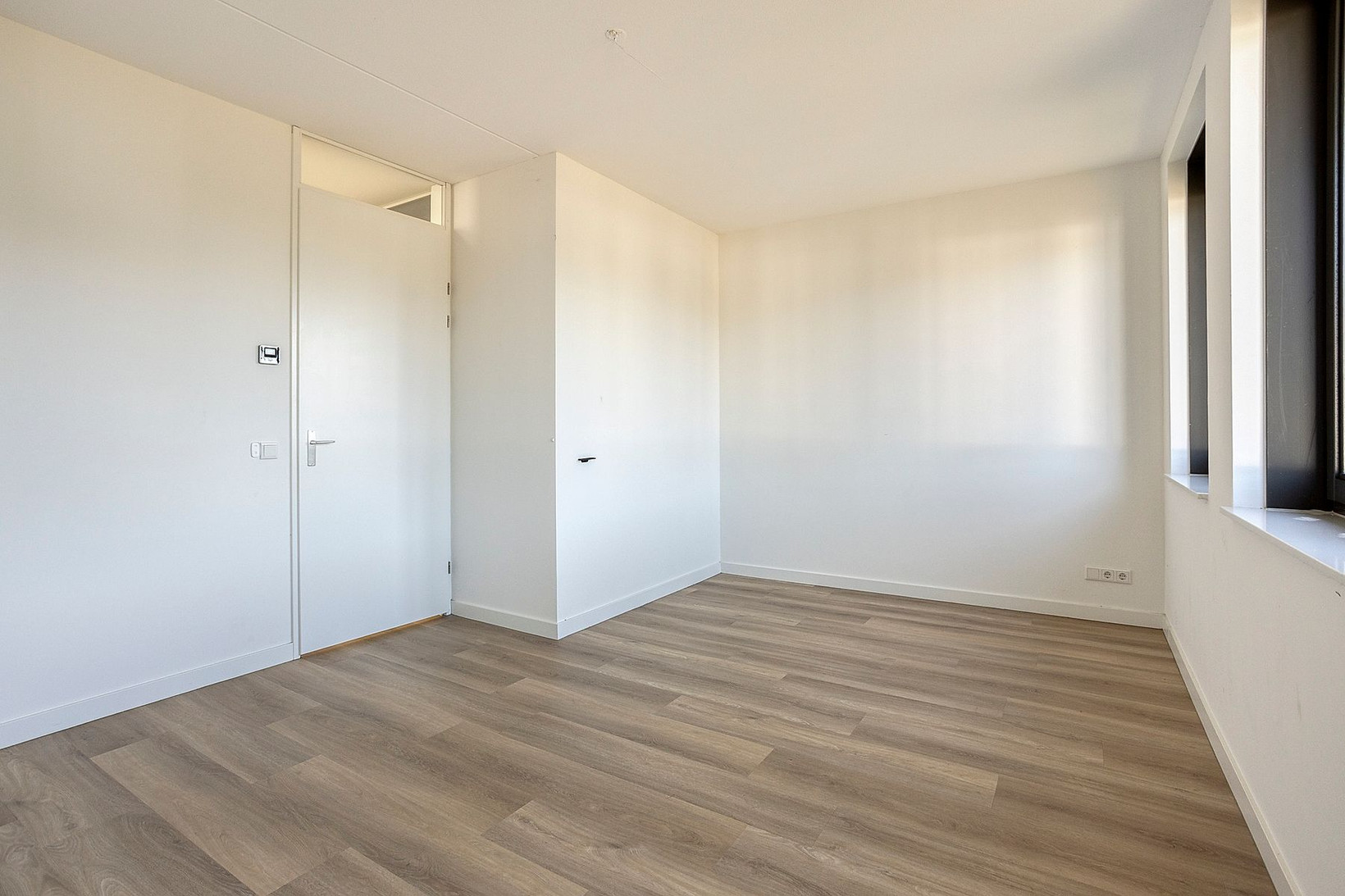Twee-onder-één-kap te koop: Tyboschplein 25, Helmond