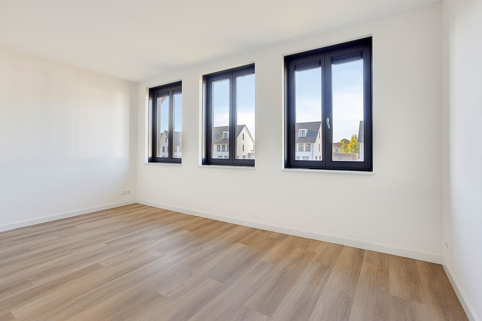 Twee-onder-één-kap te koop: Tyboschplein 25, Helmond