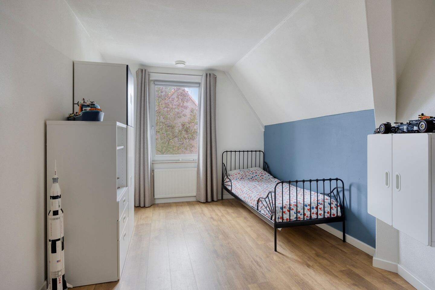 Twee-onder-één-kap te koop: Boomsehoeve 1, Helmond