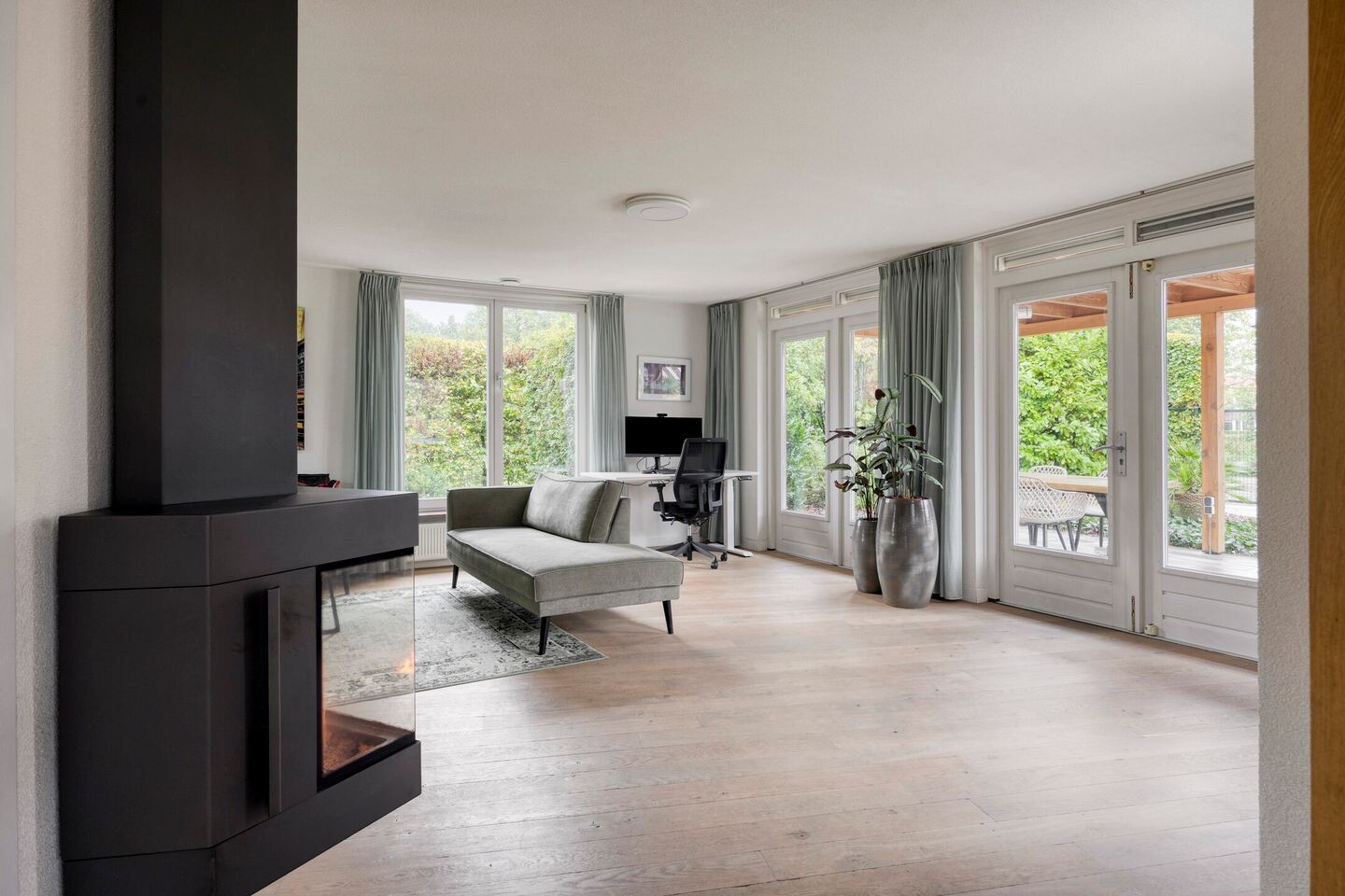 Twee-onder-één-kap te koop: Boomsehoeve 1, Helmond